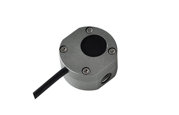 EFH01系列容積式流量計，精度±1%，量程0.16-7.5L/min（10~450L/H），輸出脈沖信號